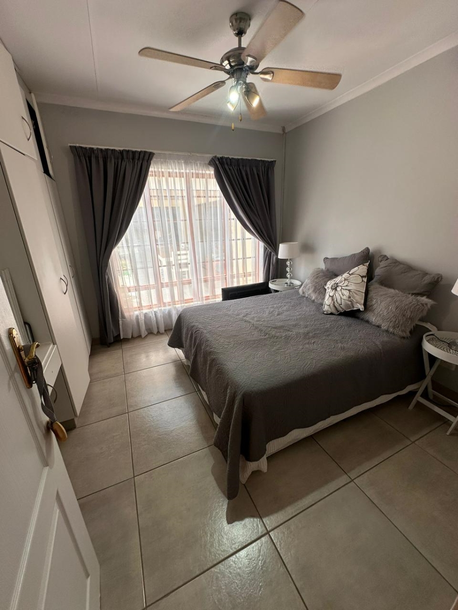 3 Bedroom Property for Sale in Flamwood North West